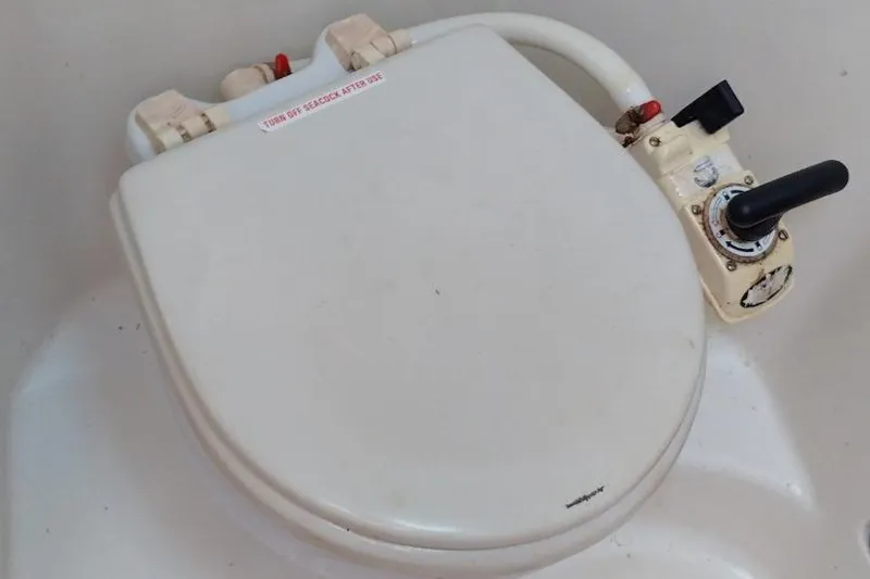 Coyote Yacht Photos Pics First 40.7 de 2004