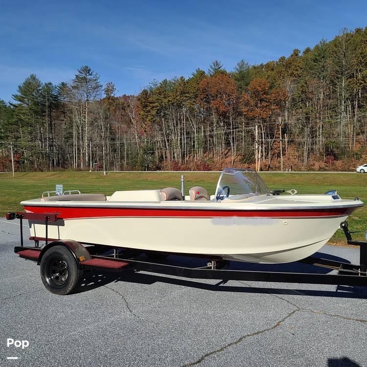 Correct Craft Mustang 16 Usado en North Carolina Cosas de Barcos
