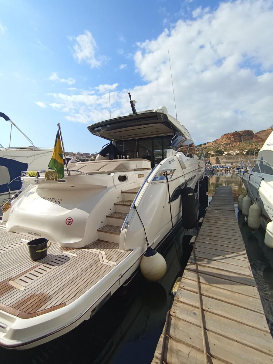 2019 Princess 57 