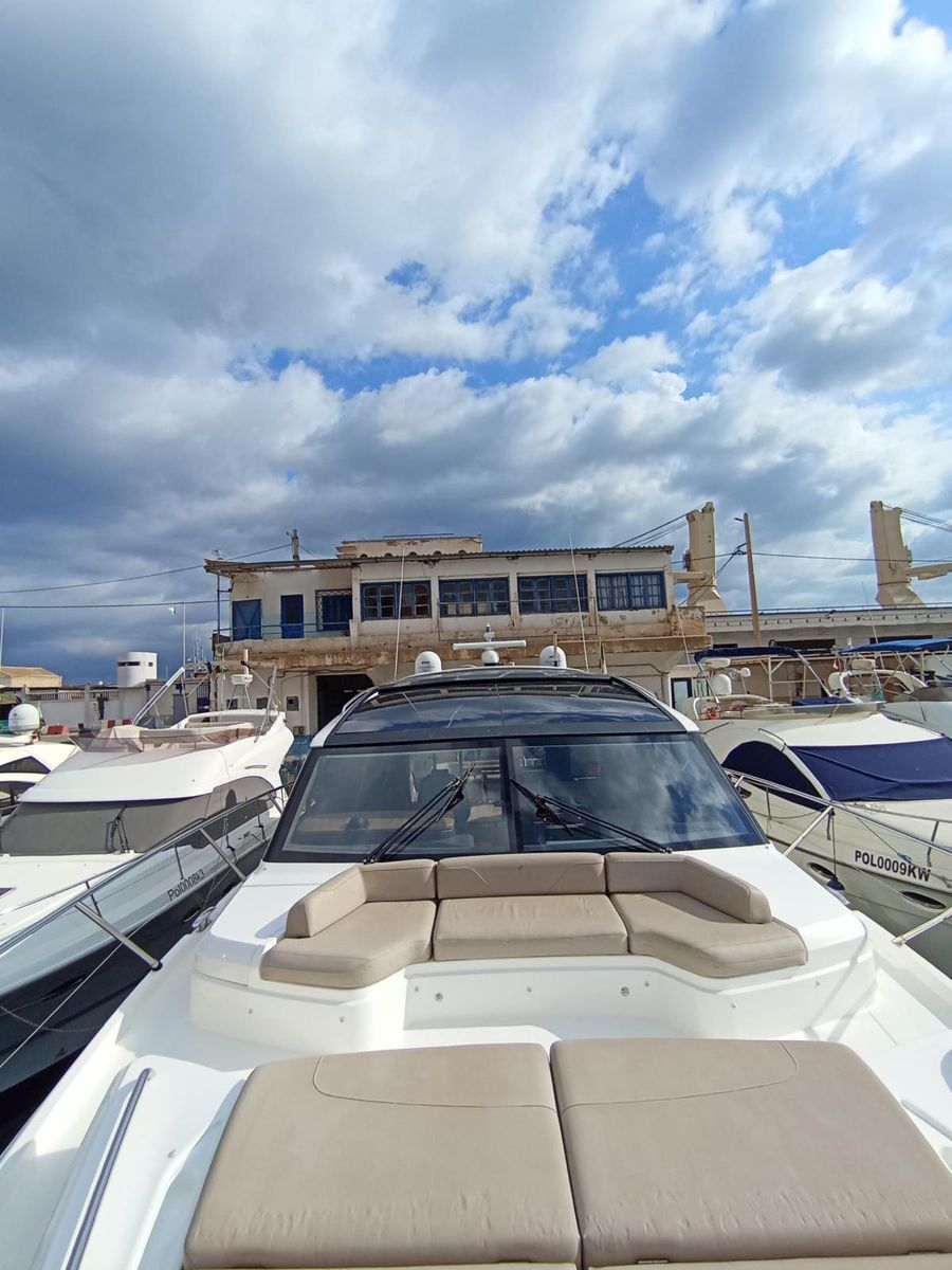 2019 Princess 57 