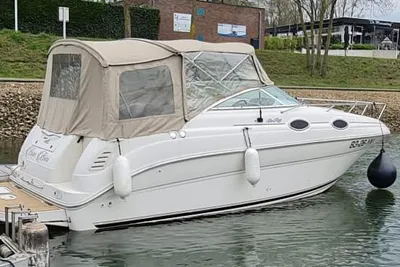 2000 Sea Ray 240 Sundancer
