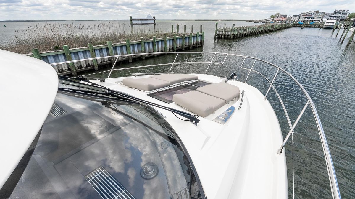 2022 Prestige 46 