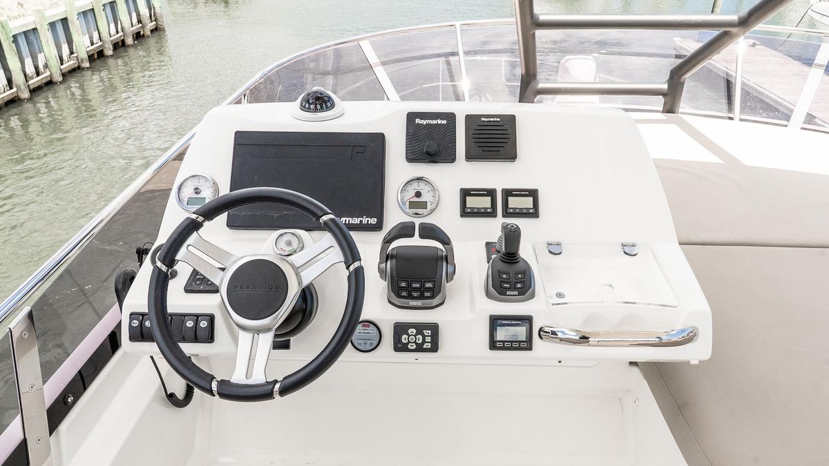 2022 Prestige 46 