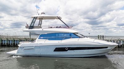 Yacht