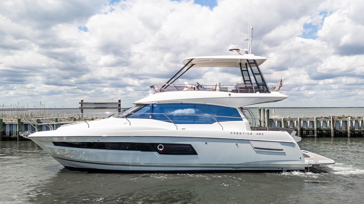 2022 Prestige 46 
