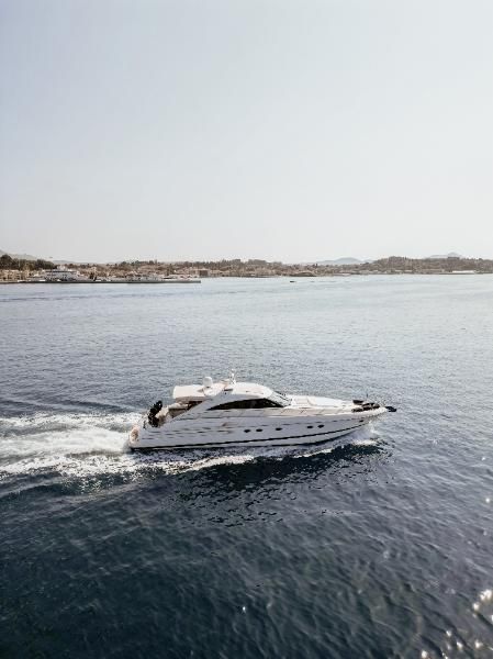 2003 Princess 66 