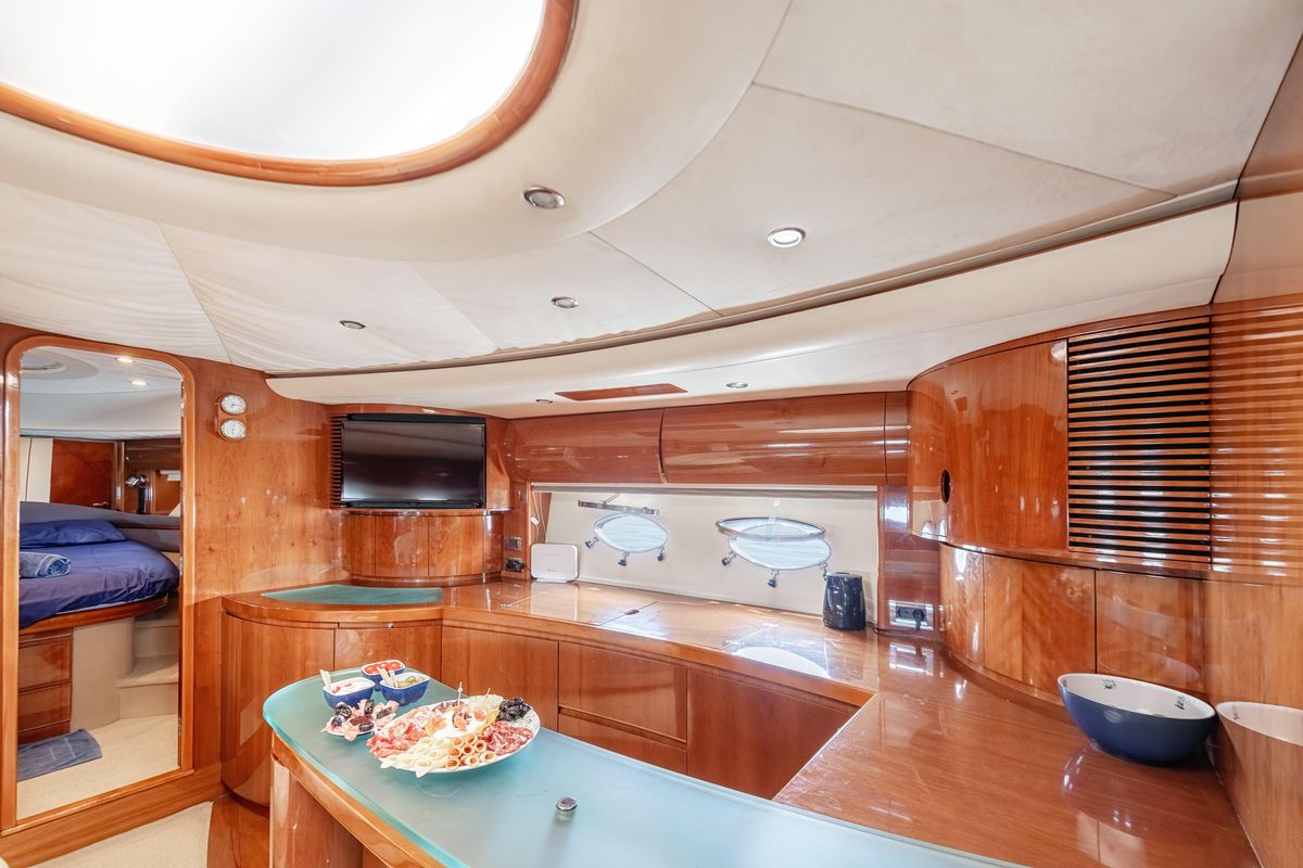 2003 Princess 66 