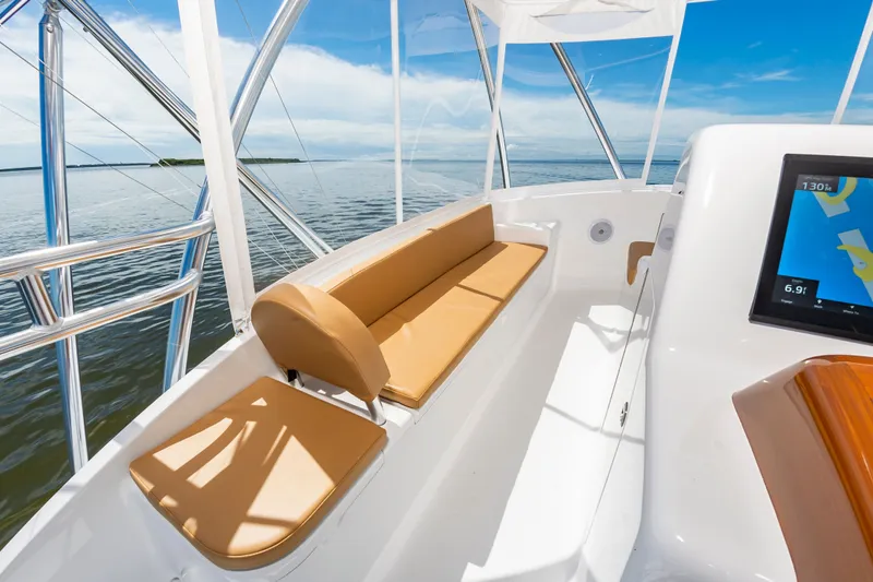 Outnumbered Yacht Photos Pics 