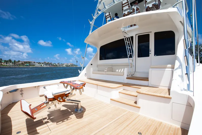 Done Deal Yacht Photos Pics Viking 82 Done Deal - Cockpit