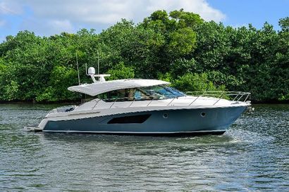 2016 50' Tiara Yachts-Coupe North Palm Beach, FL, US