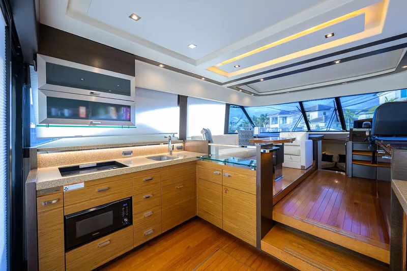 Mate Yacht Photos Pics Tiara 50 MATE - Galley & Dinette