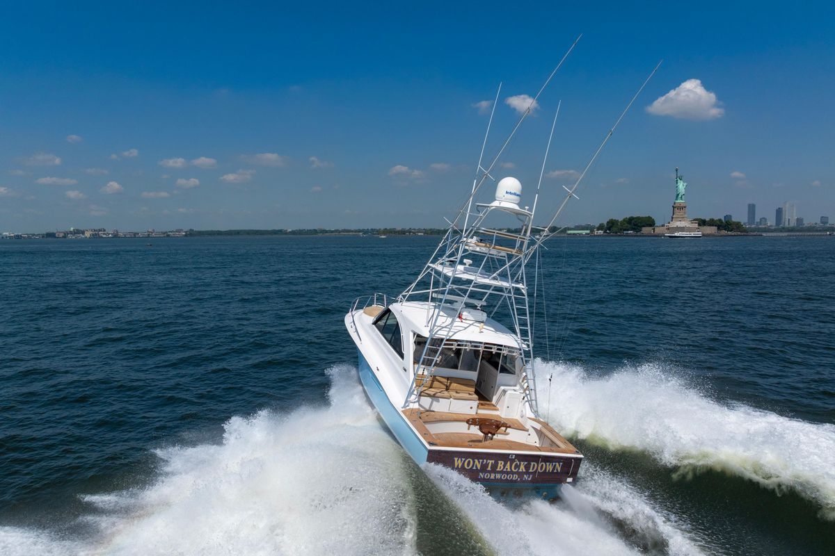 2012 Cabo 44 