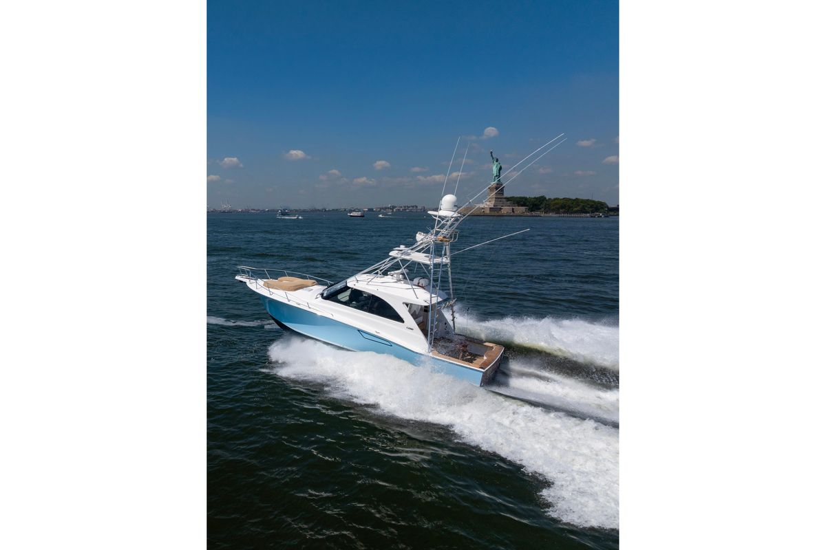 2012 Cabo 44 
