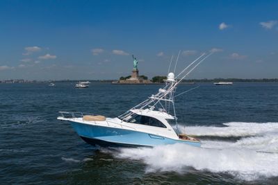 Yacht