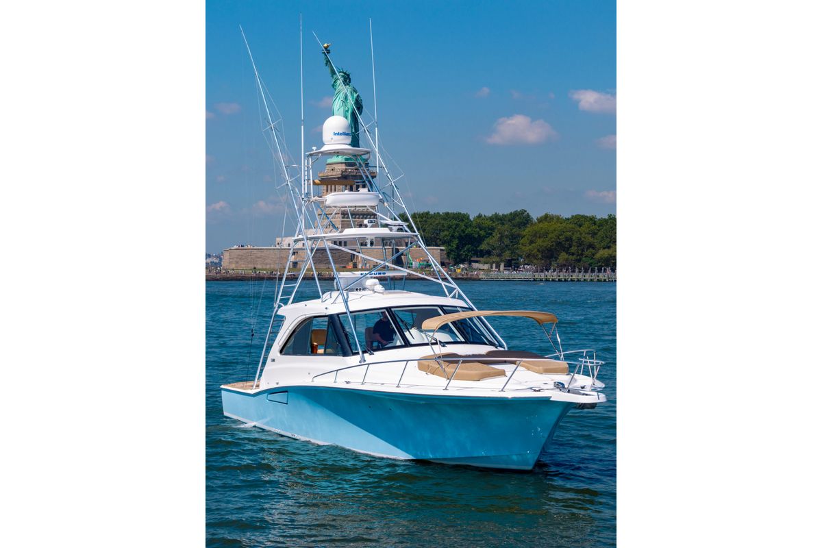 2012 Cabo 44 