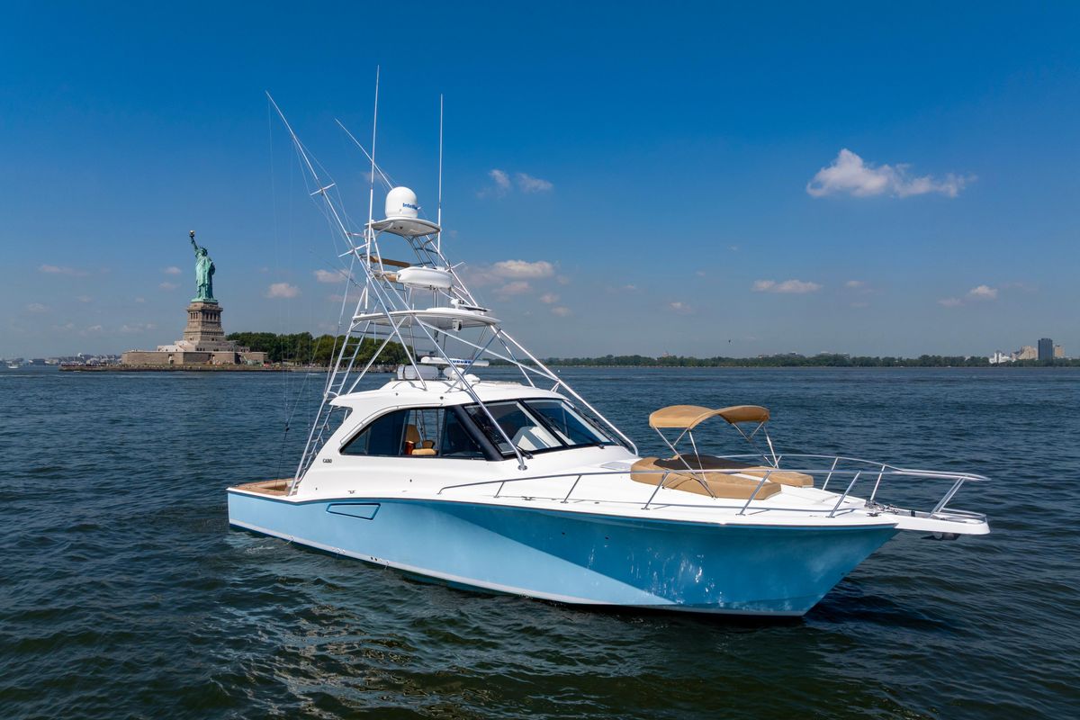2012 Cabo 44 