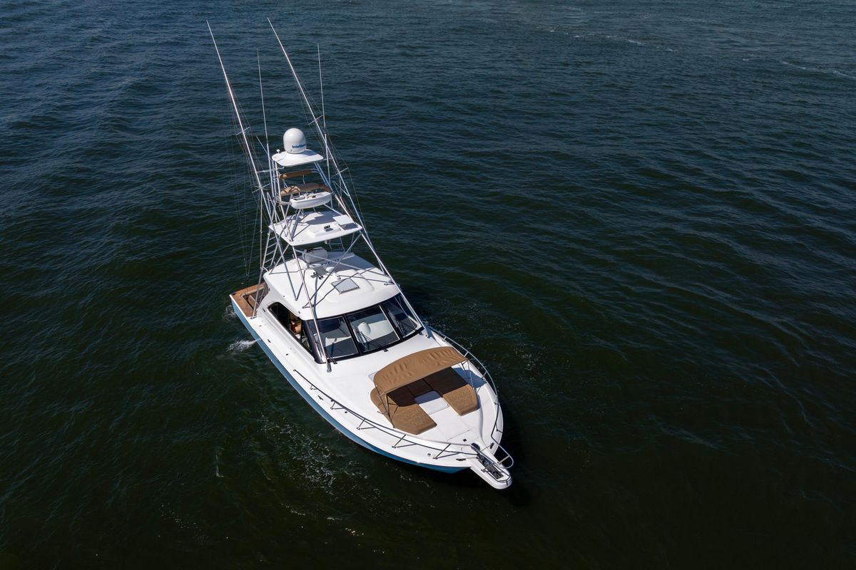 2012 Cabo 44 