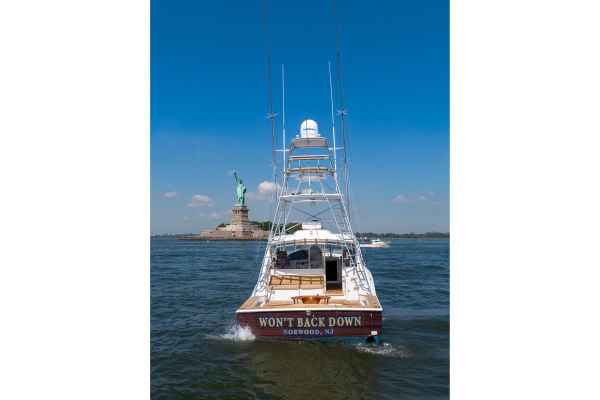 2012 Cabo 44 