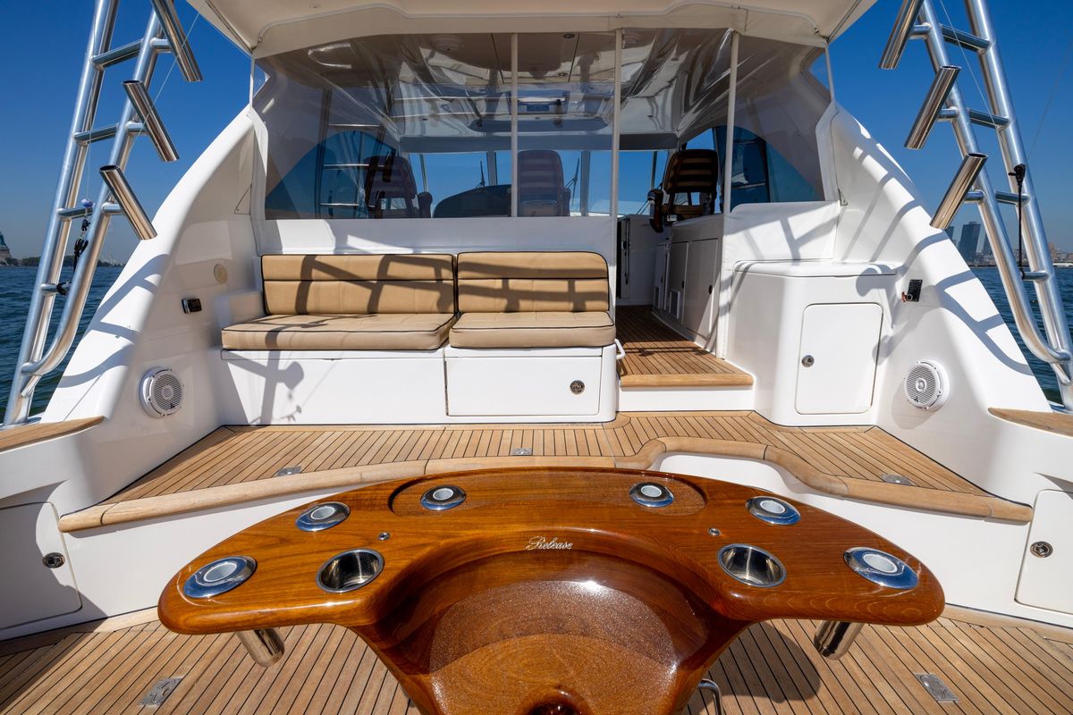 2012 Cabo 44 