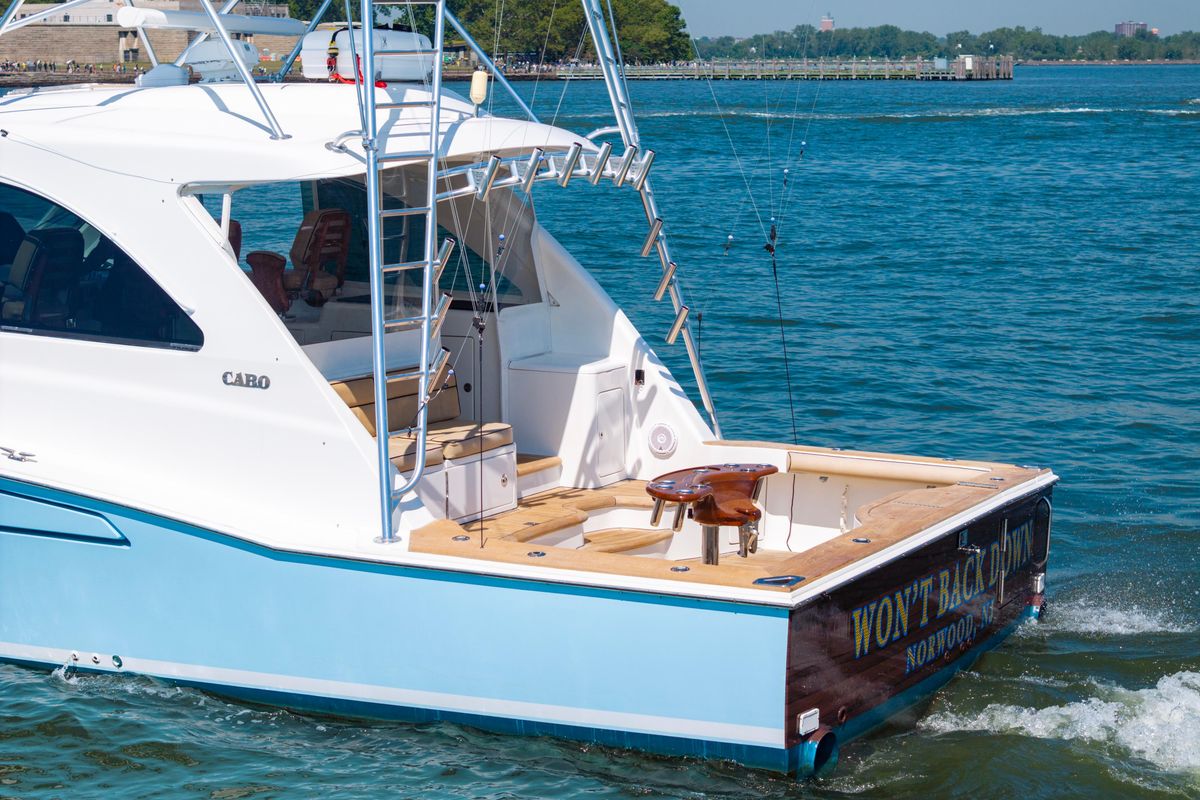 2012 Cabo 44 