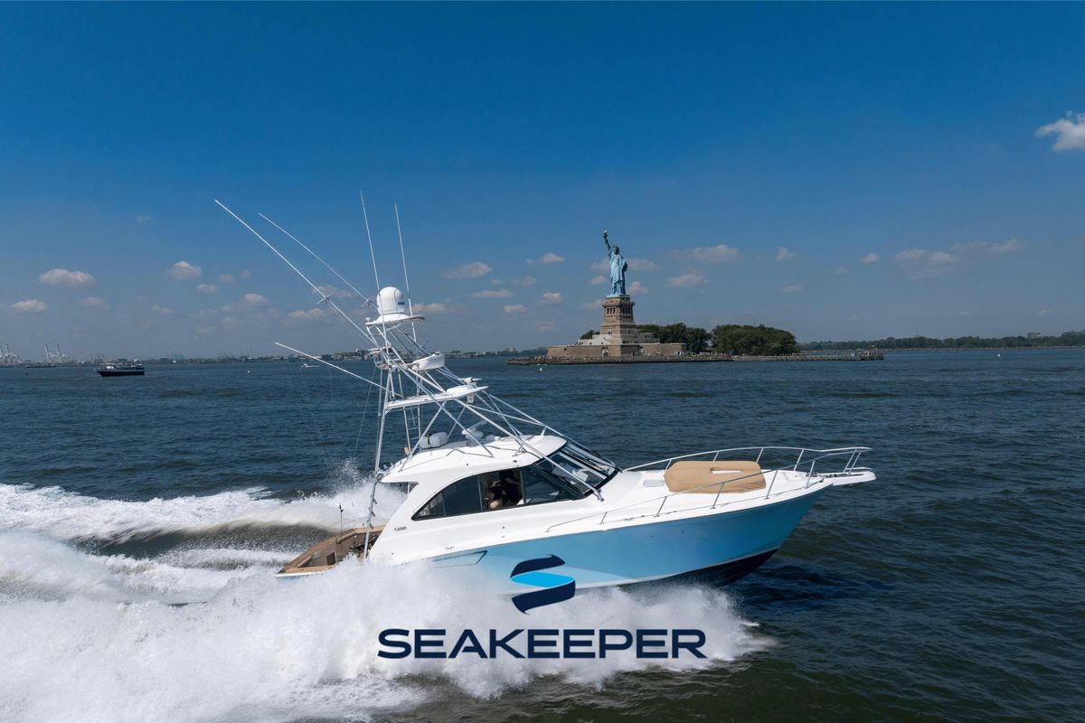 2012 Cabo 44 