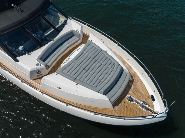 2016-75-6-sunseeker-75-yacht