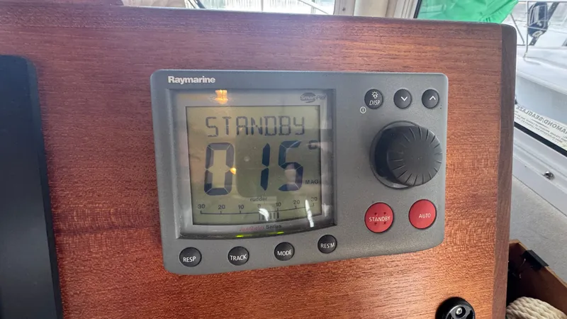 Clover Yacht Photos Pics Electronics & Navigation Equipment