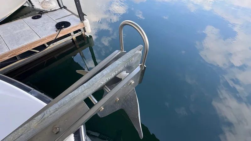 Clover Yacht Photos Pics Ground Tackle