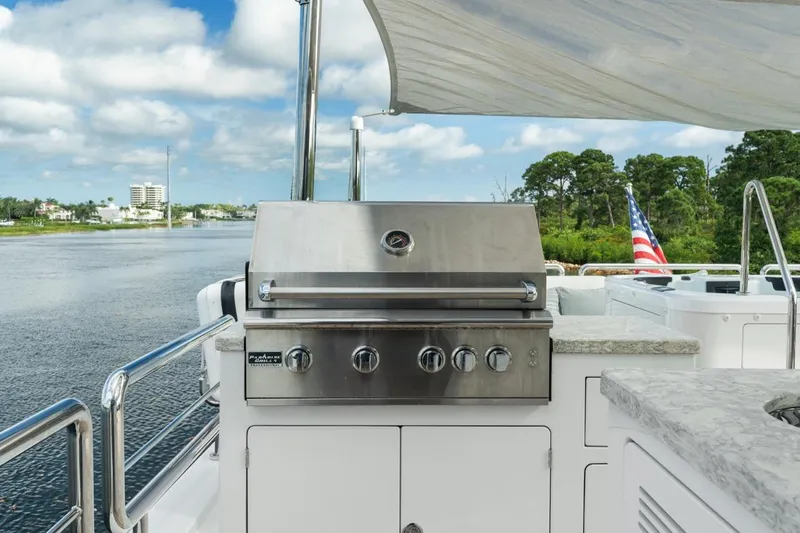 Twin Dreams Yacht Photos Pics Ocean Alexander 106 Twin Dreams 2022 - Aft Deck