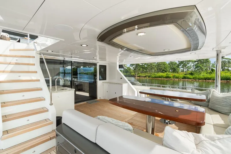 Twin Dreams Yacht Photos Pics Ocean Alexander 106 Twin Dreams 2022 - Aft Deck