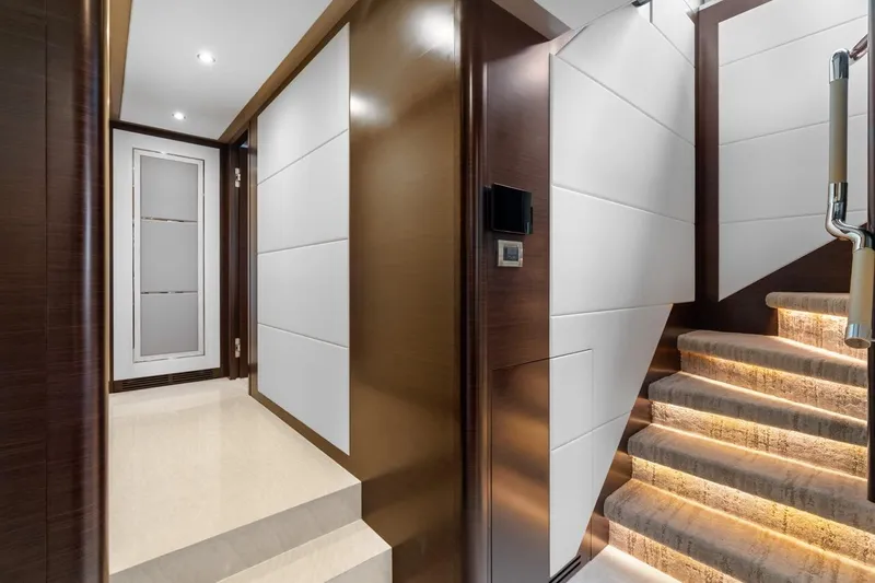 Twin Dreams Yacht Photos Pics Ocean Alexander 106 Twin Dreams 2022