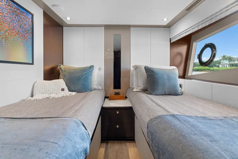 Twin Dreams Yacht Photos Pics Ocean Alexander 106 Twin Dreams 2022- Stateroom