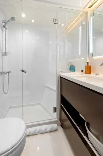 Twin Dreams Yacht Photos Pics Ocean Alexander 106 Twin Dreams 2022