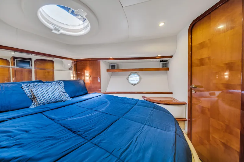 Alisa Yacht Photos Pics 