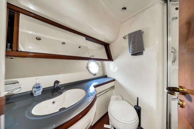 Alisa Yacht Photos Pics 