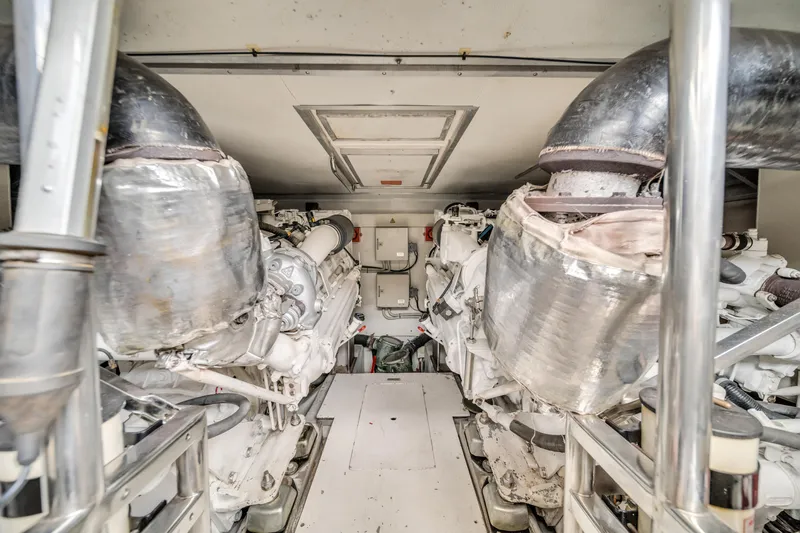 Alisa Yacht Photos Pics 