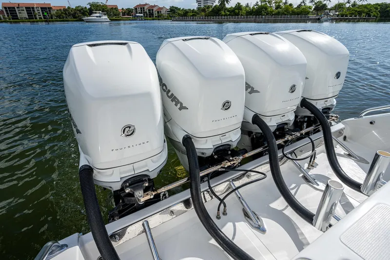  Yacht Photos Pics Quad Mercury outboard engines on a 2005 Venture 39 Open boat.