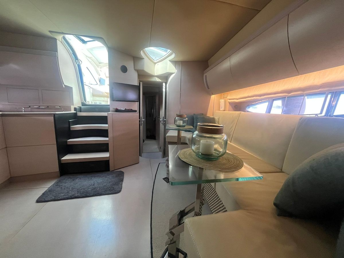2010 Atlantis 54 