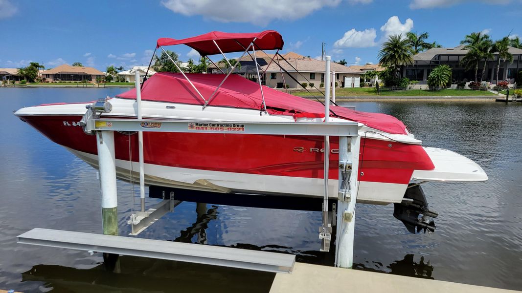 2007 Regal 2700 Bowrider