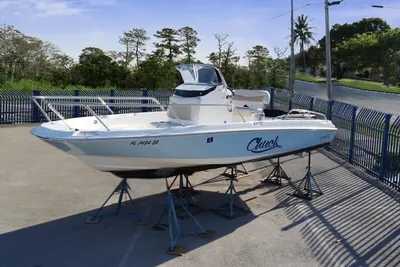 Boston Whaler 210 Dauntless