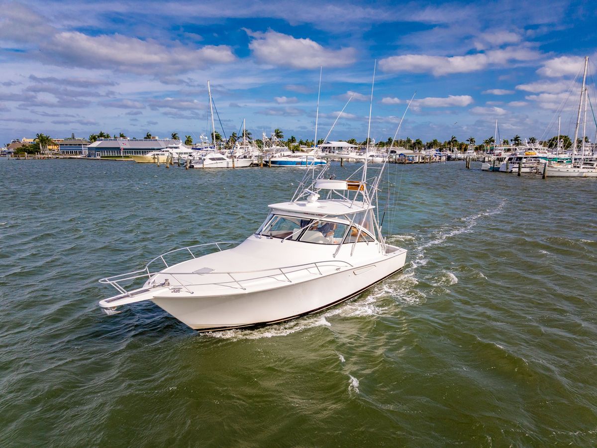 2011 Viking 42 