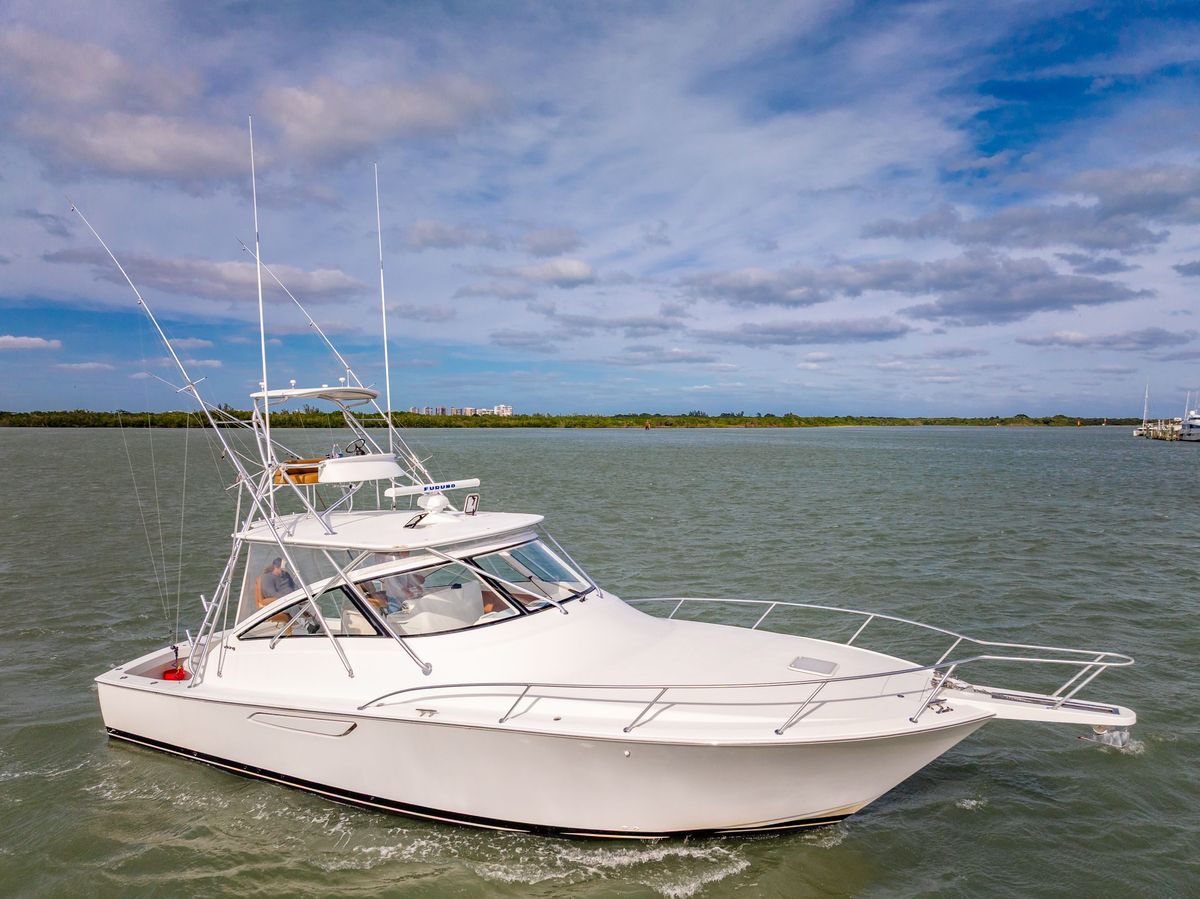 2011 Viking 42 