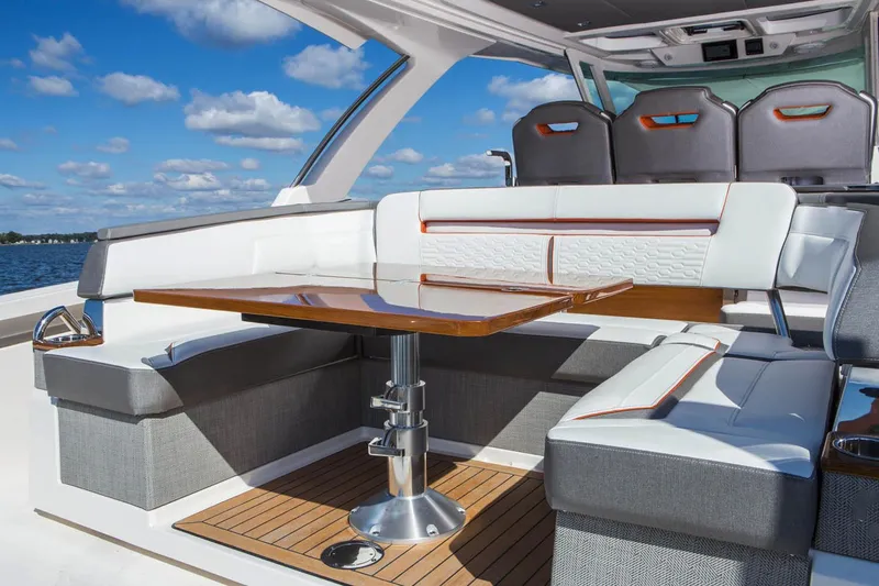  Yacht Photos Pics Manufacturer Provided Image