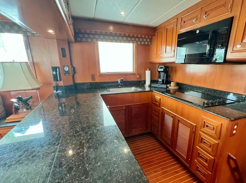 2000 Grand Alaskan 60 Pilothouse