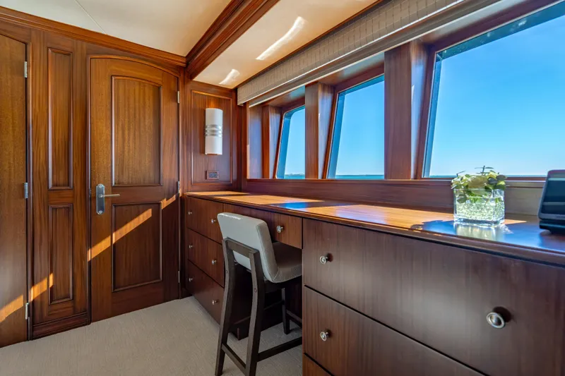 Gitana Yacht Photos Pics 