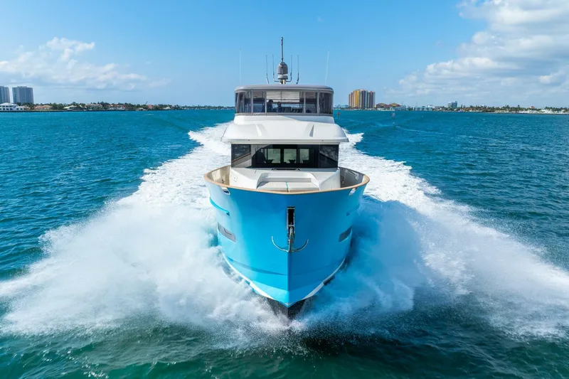 Lady Sadie Yacht Photos Pics Van der Valk LeVen 90 yacht cruising on blue ocean, 2019 model.