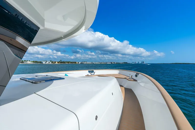 Lady Sadie Yacht Photos Pics Luxurious 2019 Van der Valk LeVen 90 yacht cruising on a sunny day.