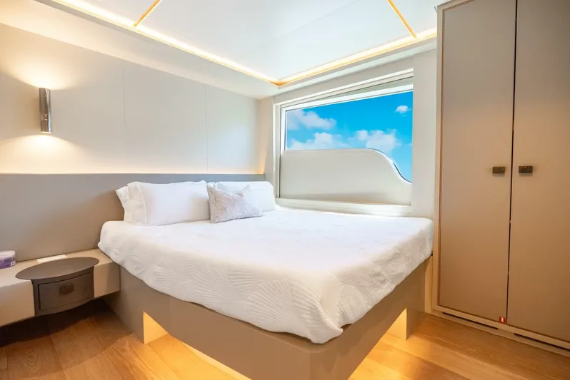 Lady Sadie Yacht Photos Pics 