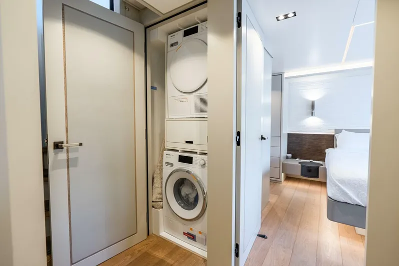 Lady Sadie Yacht Photos Pics 