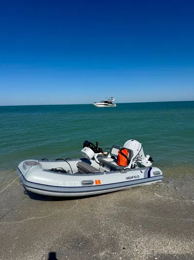 The Good Life Yacht Photos Pics 